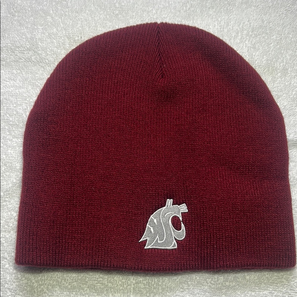 WSU Cougars: Maroon Beanie with Logo